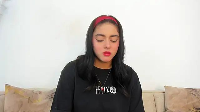 natalia aguirre1 online show from October 14, 12:41 pm