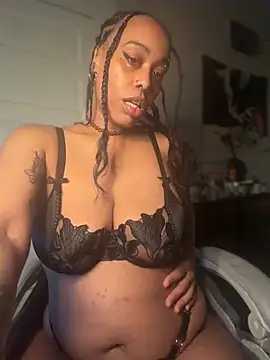 loveluna8 online show from May 16, 1:32 pm