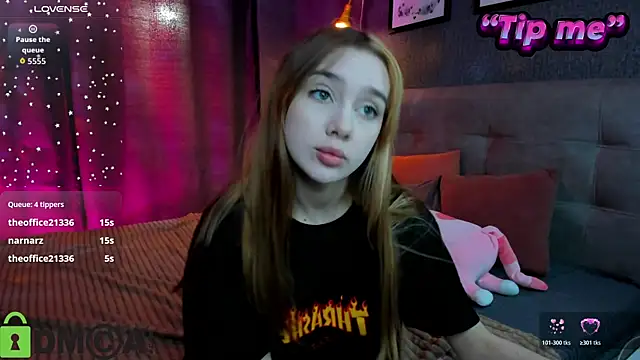 Lesi Moonie01 online show from October 18, 9:45 am