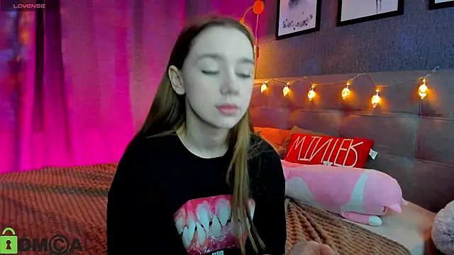 Lesi Moonie01 online show from December 23, 9:46 am