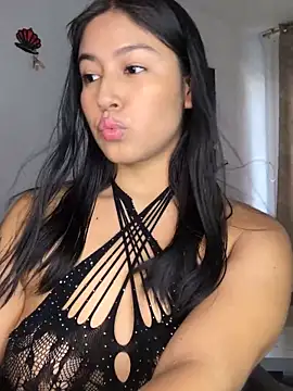 EmmaRossem online show from April 28, 8:13 pm