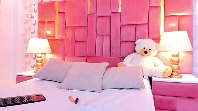 AmbarSantany online show from October 19, 12:45 am