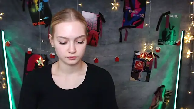 MademoiselleCl online show from February 1, 1:32 pm