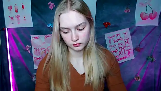 MademoiselleCl online show from March 29, 6:18 pm