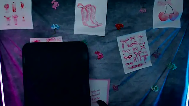 MademoiselleCl online show from March 31, 6:13 am