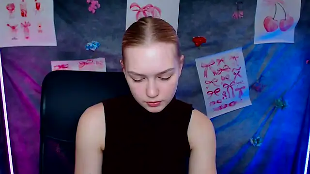 MademoiselleCl online show from April 5, 12:26 pm