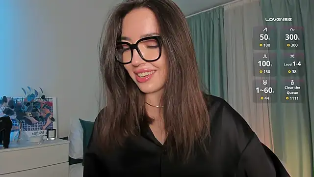 Oh My Dianee online show from October 22, 7:46 am