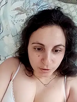 ShelaDiass online show from April 6, 6:14 am