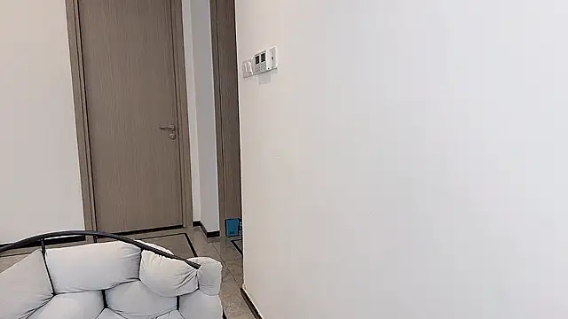 Louisopp-o1 online show from January 12, 7:46 am