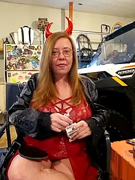 MsShelby40 online show from October 31, 10:14 pm