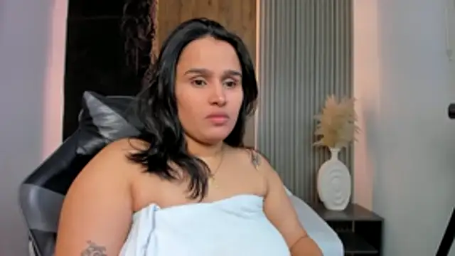 lia sexx19 online show from May 26, 2:22 am