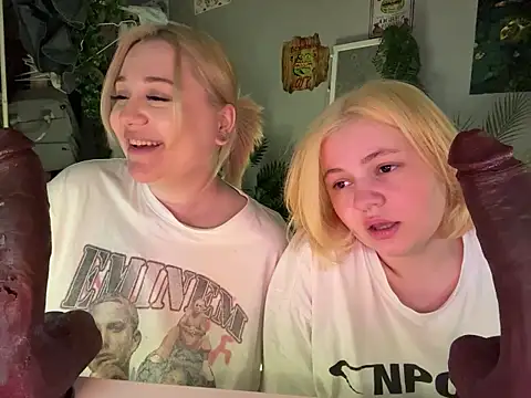 DeepthroatTV online show from February 20, 8:20 pm