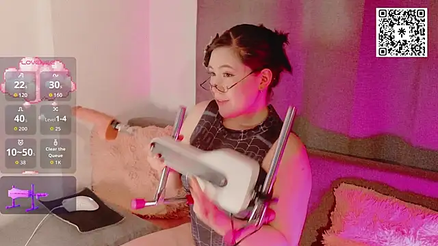 Amoki Uki online show from February 19, 8:58 am