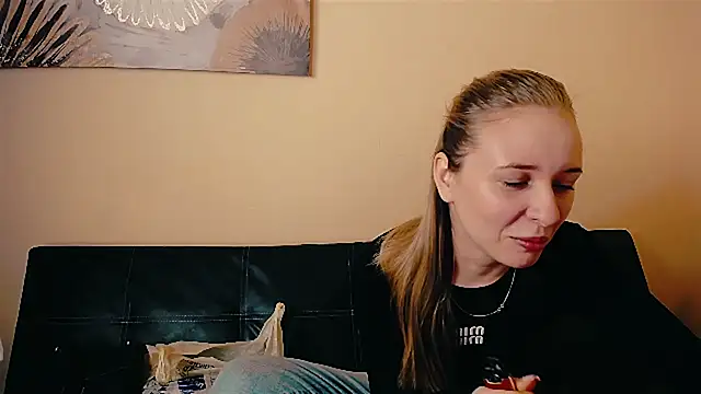  Nicole new online show from March 25, 10:29 am