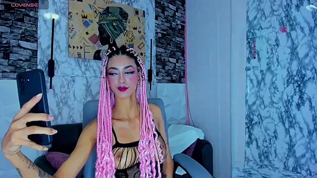 Queen Cuarxxo online show from May 13, 12:06 am