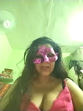 DesiMuffin online show from October 9, 7:40 pm