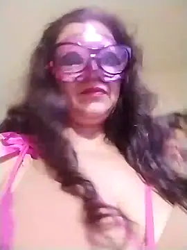 DesiMuffin online show from September 23, 8:18 pm