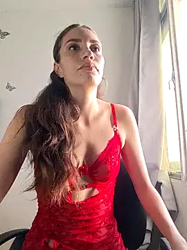 aurelialux online show from October 20, 8:12 pm