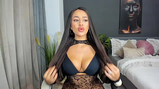 Sonia  Rey online show from October 27, 2:01 pm