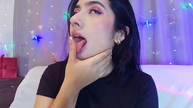 adara johnson   online show from February 12, 11:56 am