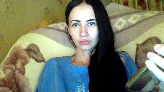 Starry Siren online show from May 12, 5:30 pm