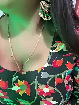 Ayesha mahi online show from April 9, 9:04 am