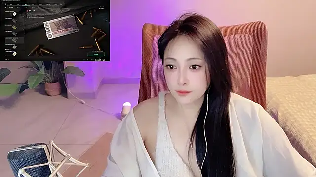 Daisy-77 online show from May 7, 1:37 pm