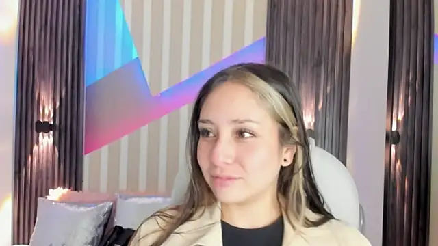 emily layton online show from October 13, 2:31 pm