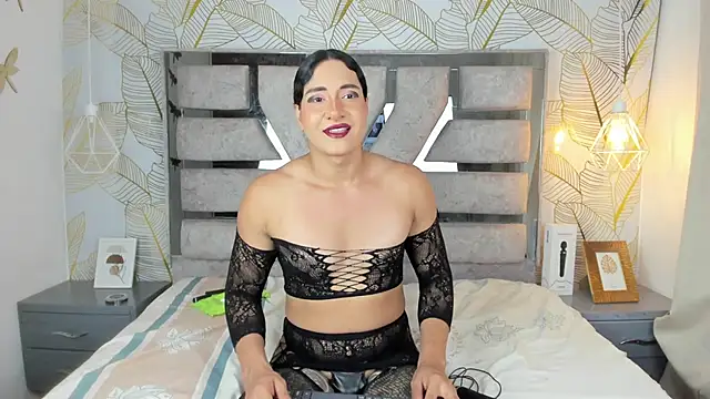 Alison Chan  online show from May 5, 10:02 pm