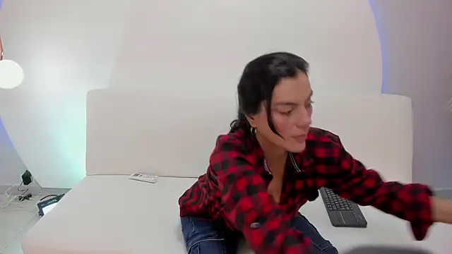 Ada Monroe10 online show from November 24, 1:35 pm