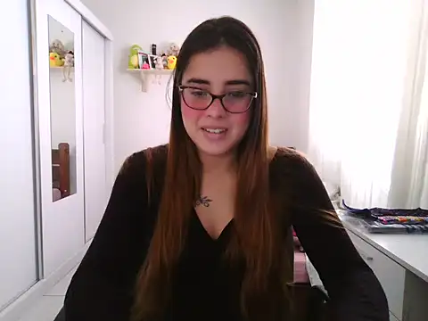 maliamiller online show from May 20, 10:45 am