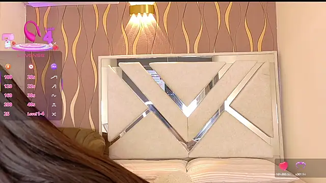 Snapshot of vanessa_guzman2 chatting on September 15, 1:30 pm vanessa guzman2 online show from September 15, 1:30 pm
