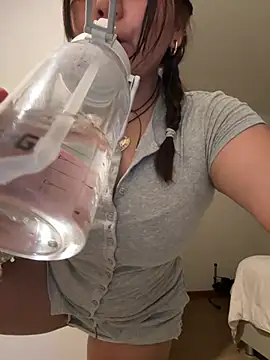 kittyfresita online show from February 8, 5:11 am