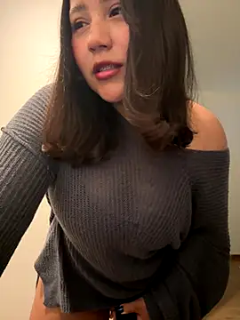 kittyfresita online show from December 3, 2:25 am