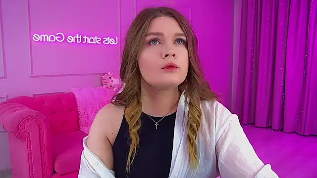 CrystalLyons online show from October 5, 6:02 pm