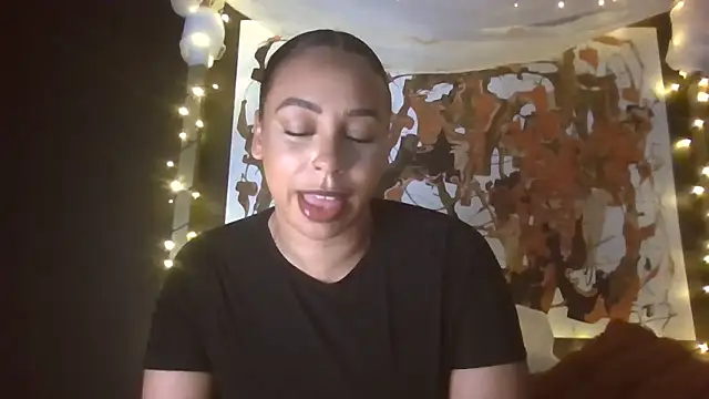 Bigbootyjaydaa online show from April 16, 10:56 pm
