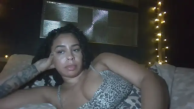 Bigbootyjaydaa online show from December 18, 12:04 am