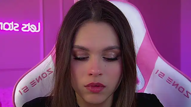 PollyLanders online show from March 6, 6:58 pm