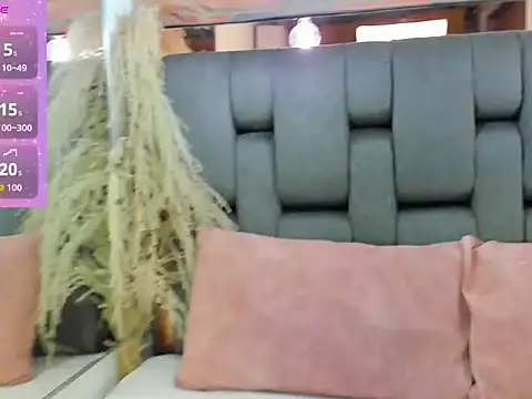 JESSYCORTES online show from May 12, 11:55 pm