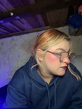 SophiaWeestt99 online show from January 16, 4:30 am