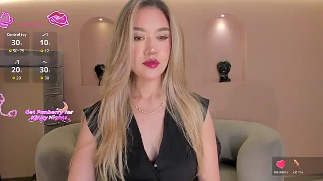 RebeccaHudson online show from February 23, 8:19 pm