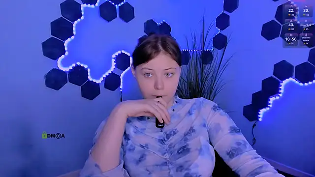 nikole kitt online show from May 16, 6:51 pm