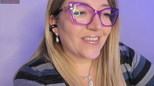 Naty Mature  online show from May 16, 2:03 am