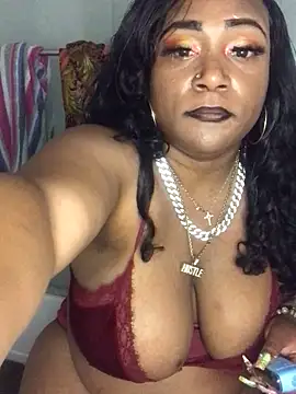 NovaDivine3000 online show from April 5, 9:30 am