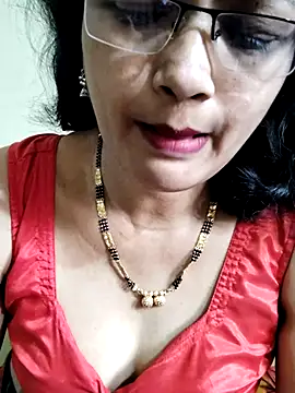 anuradha1432 online show from February 4, 10:18 am