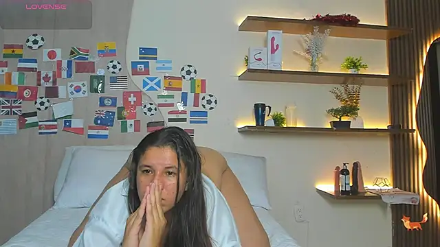 Valeria07  online show from July 10, 10:32 pm