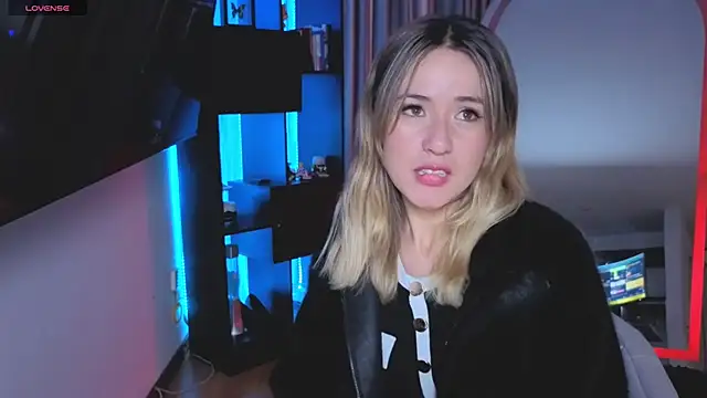 sexfire lalita online show from November 21, 10:12 pm