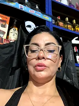 Hot beauty   online show from October 26, 6:53 am