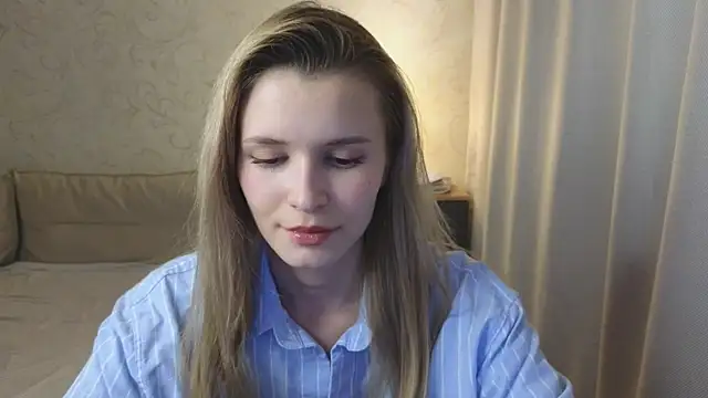 elsa limerence online show from May 21, 5:44 pm