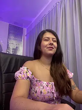 liss black online show from May 1, 3:43 am